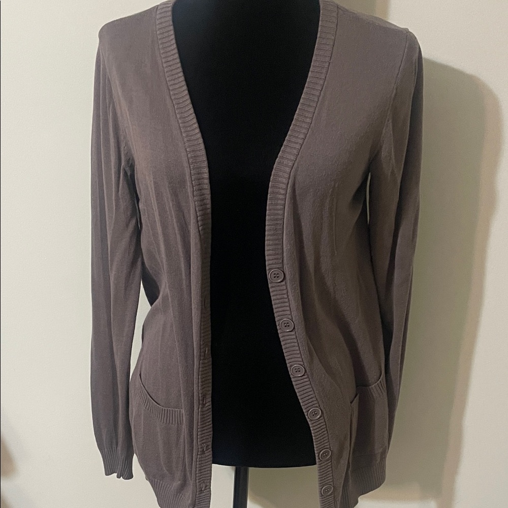 Women’s Gray Button-Front V-Neck Cardigan Sweater